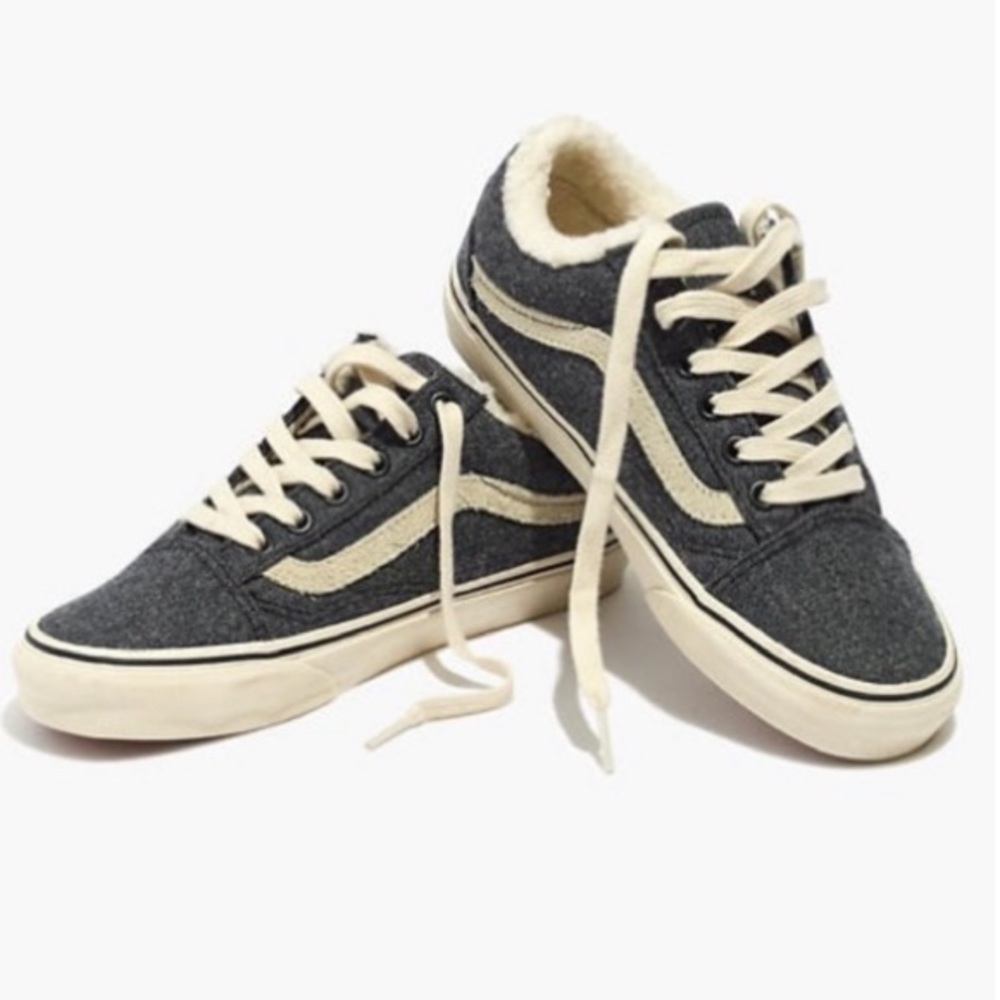 Vans | Low Grey Flannel x Sherpa lined sneakers